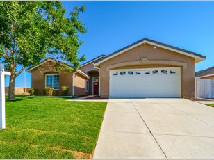 3943 Parkridge Ave , Rosamond , CA - 93560