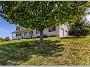 14 Waterview Road , Hanover , PA - 17331