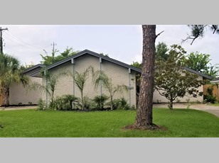 18326 Cape Bahamas , Nassau Bay , TX - 77058