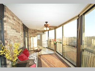 5904 Mount Eagle Dr , Alexandria , VA - 22303