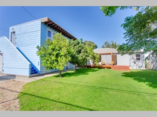 3819 Lyceum Ave , Los Angeles , CA - 90066