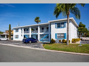 11025 2ND ST E #9 , Treasure Island , FL - 33706