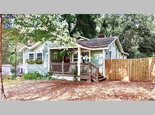 218 Coxe Avenue , Charlotte , NC - 28208