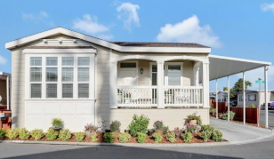19009 S Laurel Park , Rancho Dominguez , CA - 90220
