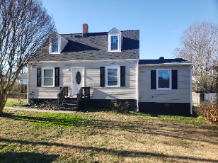 2915 Maple St. , Hopewell , VA - 23860
