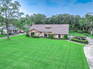 1203 Tall Pines , Friendswood , TX - 77546