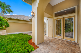 17909 Clear Lake Drive , Lutz , FL - 33548